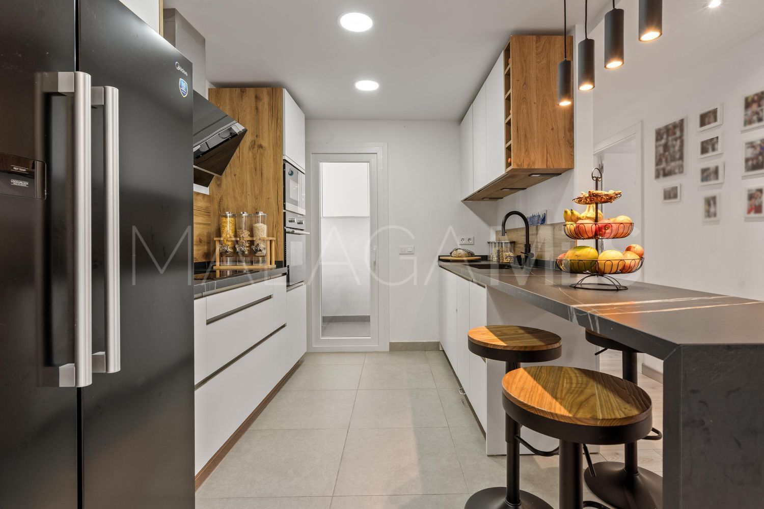 Buy piso in Los Reales - Sierra Estepona