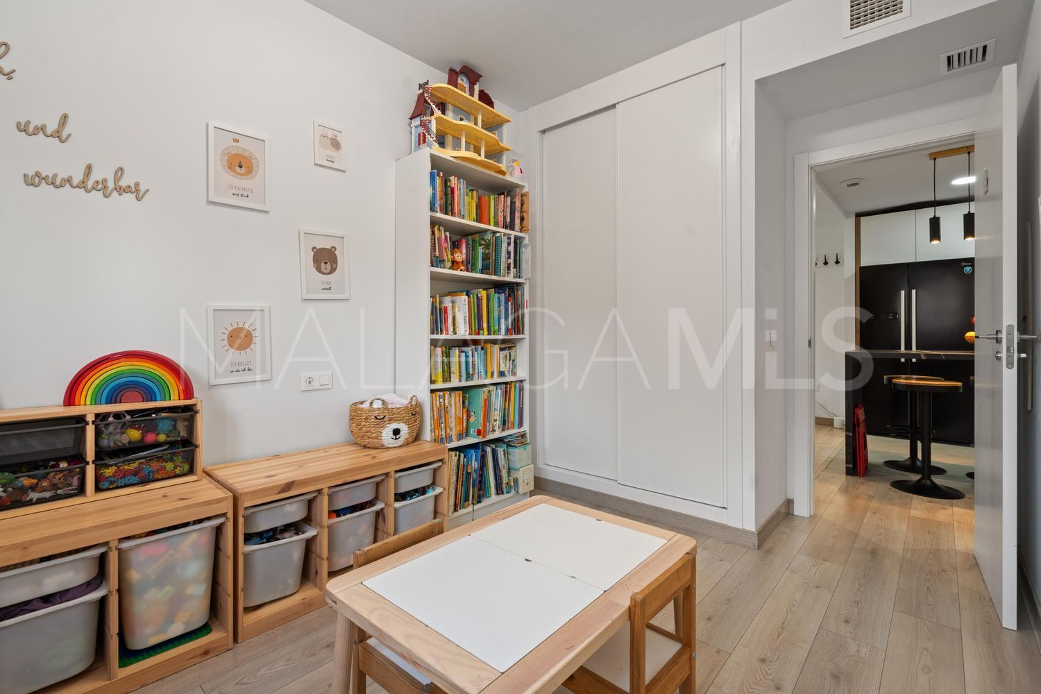 Buy piso in Los Reales - Sierra Estepona