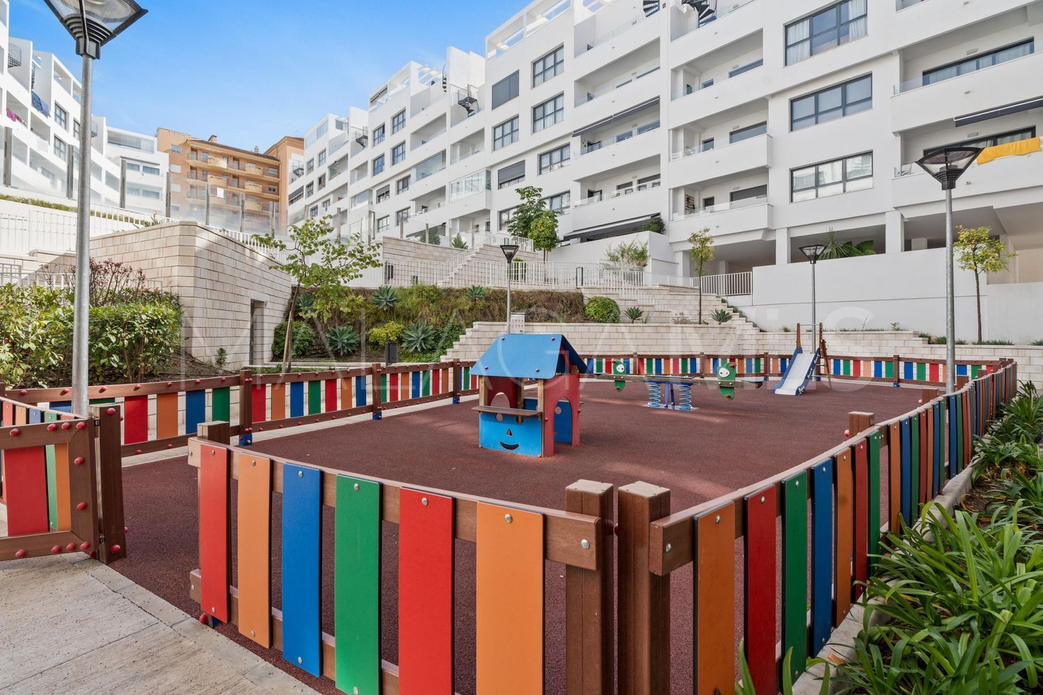 Buy piso in Los Reales - Sierra Estepona