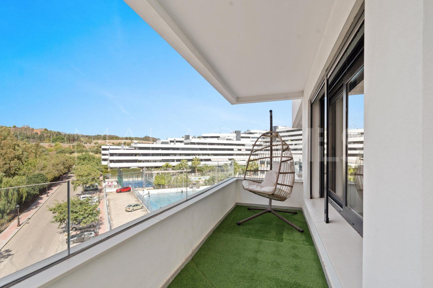 Buy piso in Los Reales - Sierra Estepona