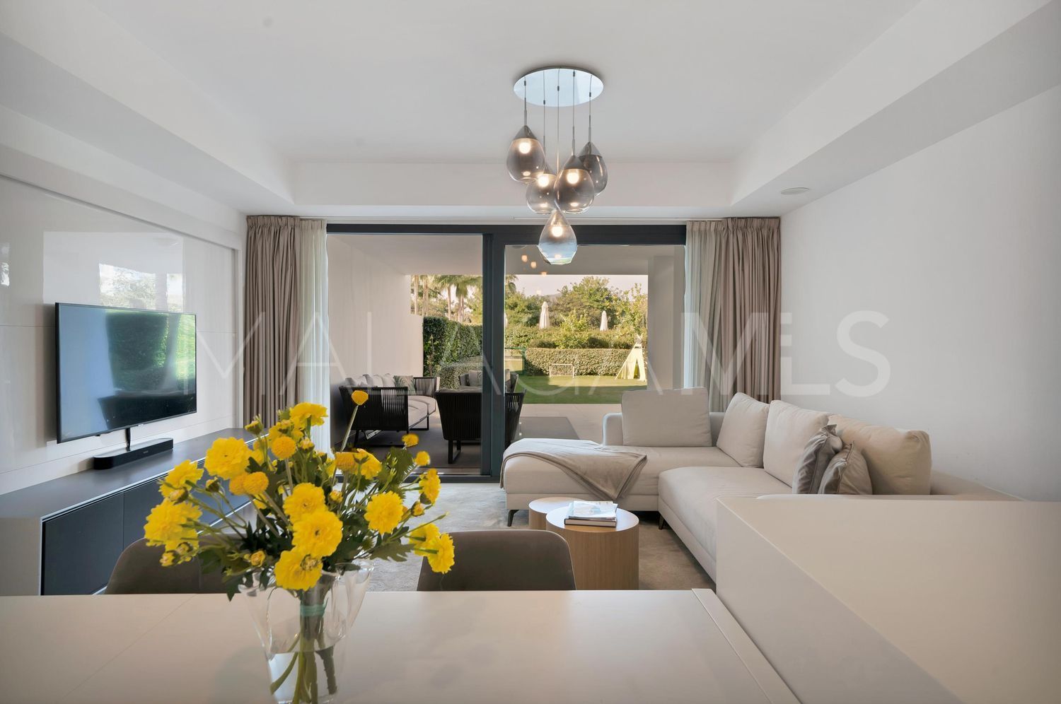 Flat for sale in Benatalaya