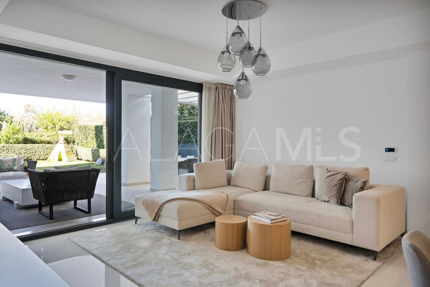 Flat for sale in Benatalaya