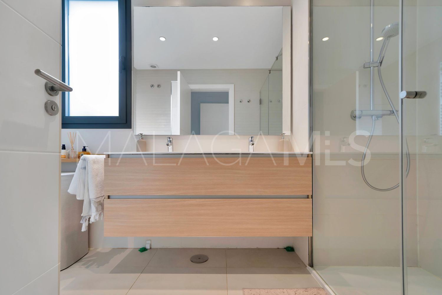 Flat for sale in Benatalaya