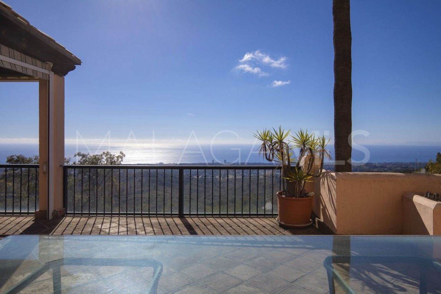 5 bedrooms La Mairena house for sale