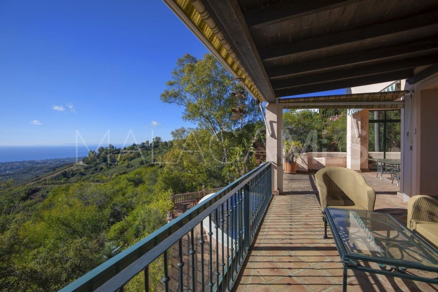 5 bedrooms La Mairena house for sale