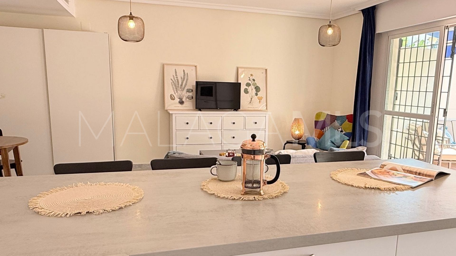 Flat for sale in Nueva Andalucia