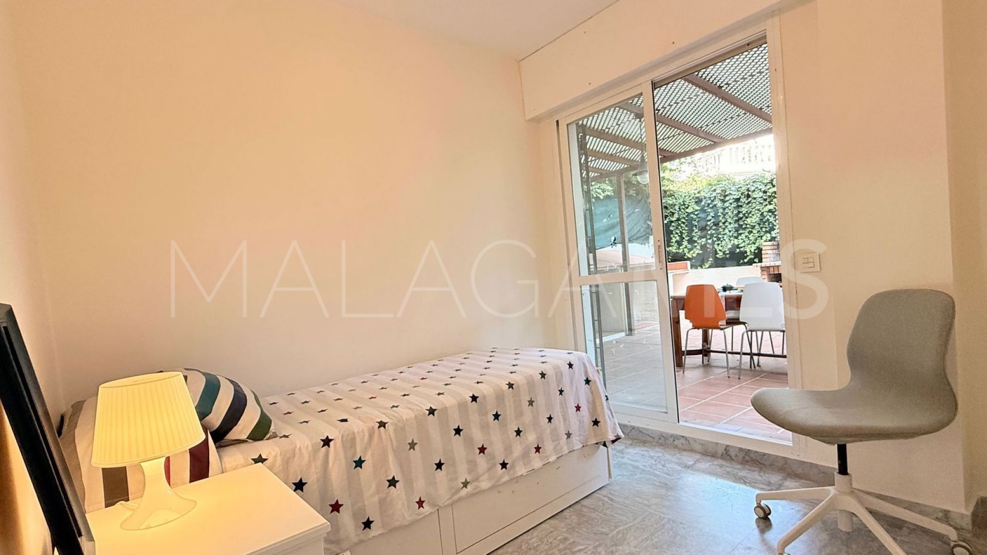 Flat for sale in Nueva Andalucia