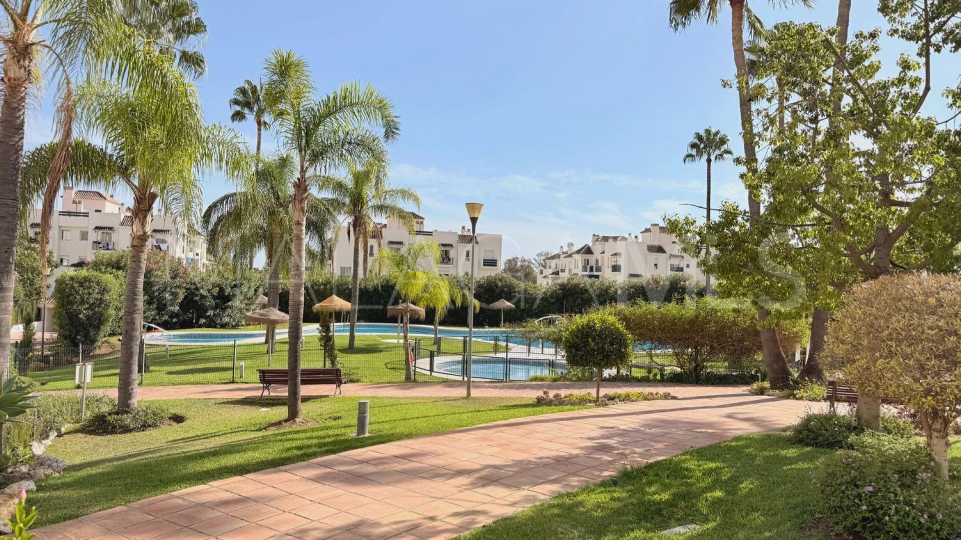 Flat for sale in Nueva Andalucia