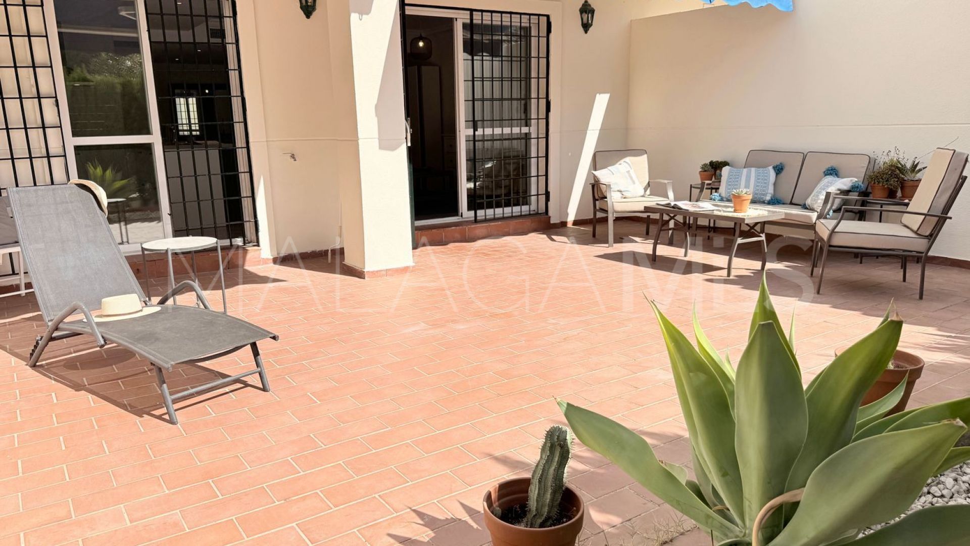 Flat for sale in Nueva Andalucia