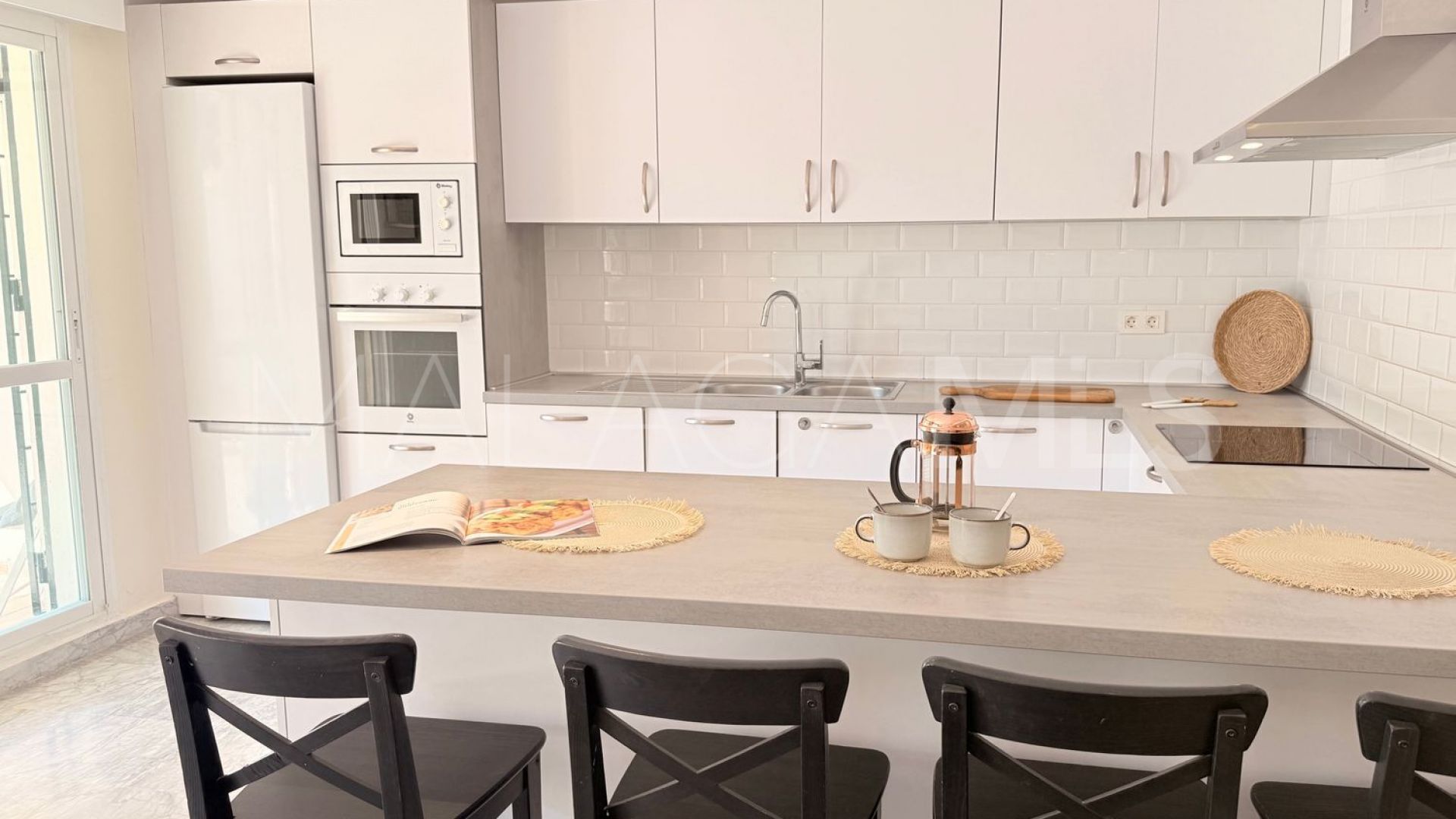 Flat for sale in Nueva Andalucia