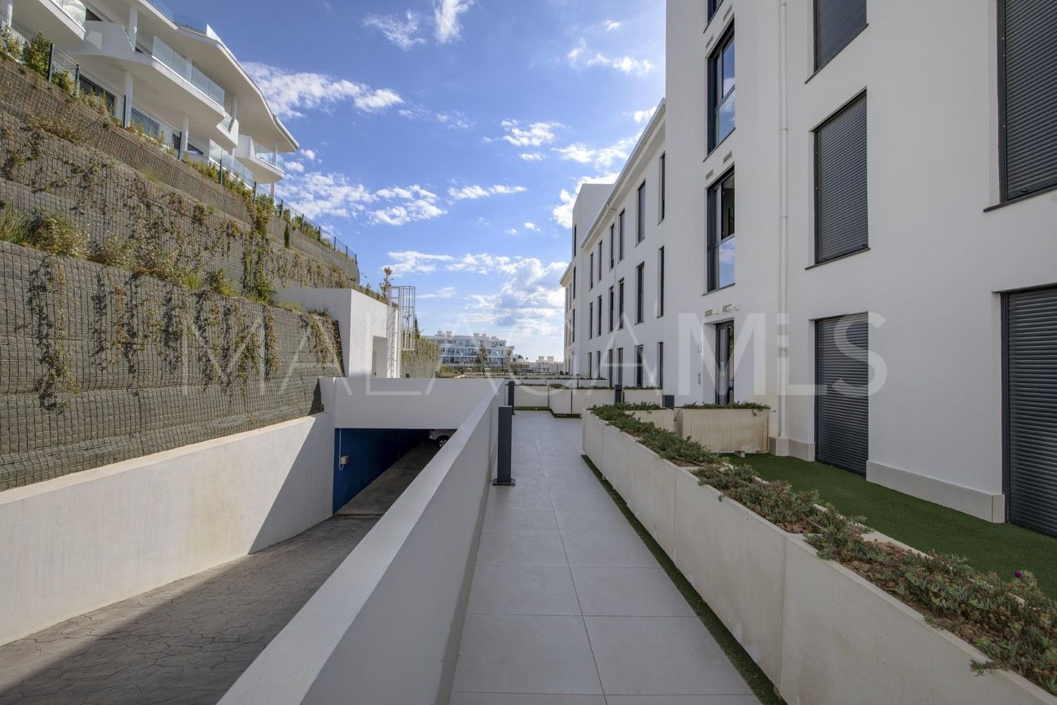 Buy piso in El Higueron de 3 bedrooms