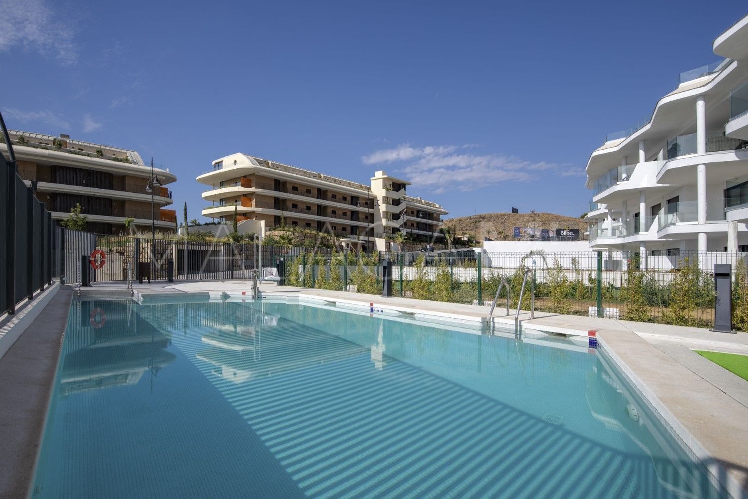 Buy piso in El Higueron de 3 bedrooms