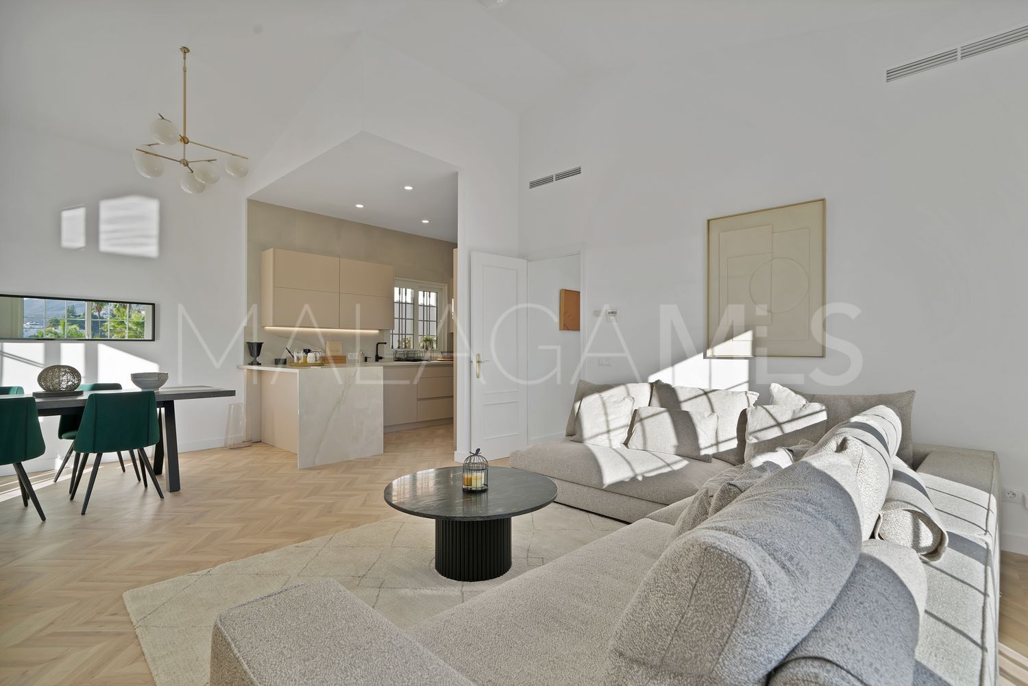 Los Naranjos house for sale