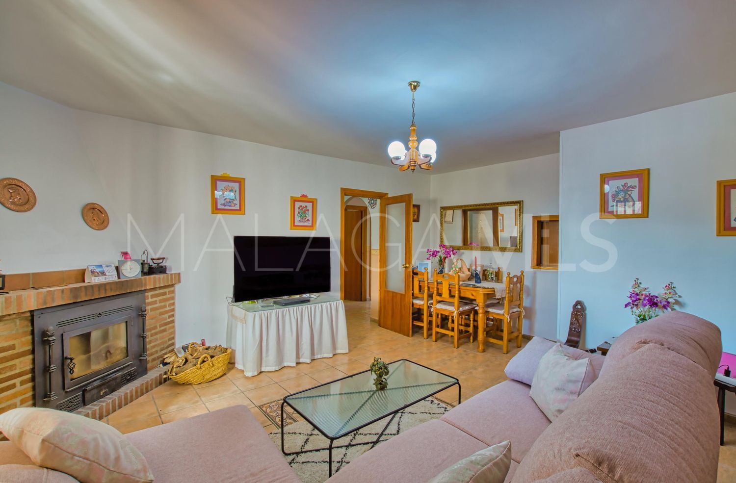 For sale country house in Alcaucin with 4 bedrooms