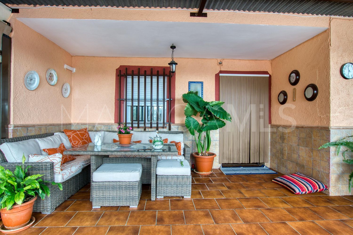 For sale country house in Alcaucin with 4 bedrooms