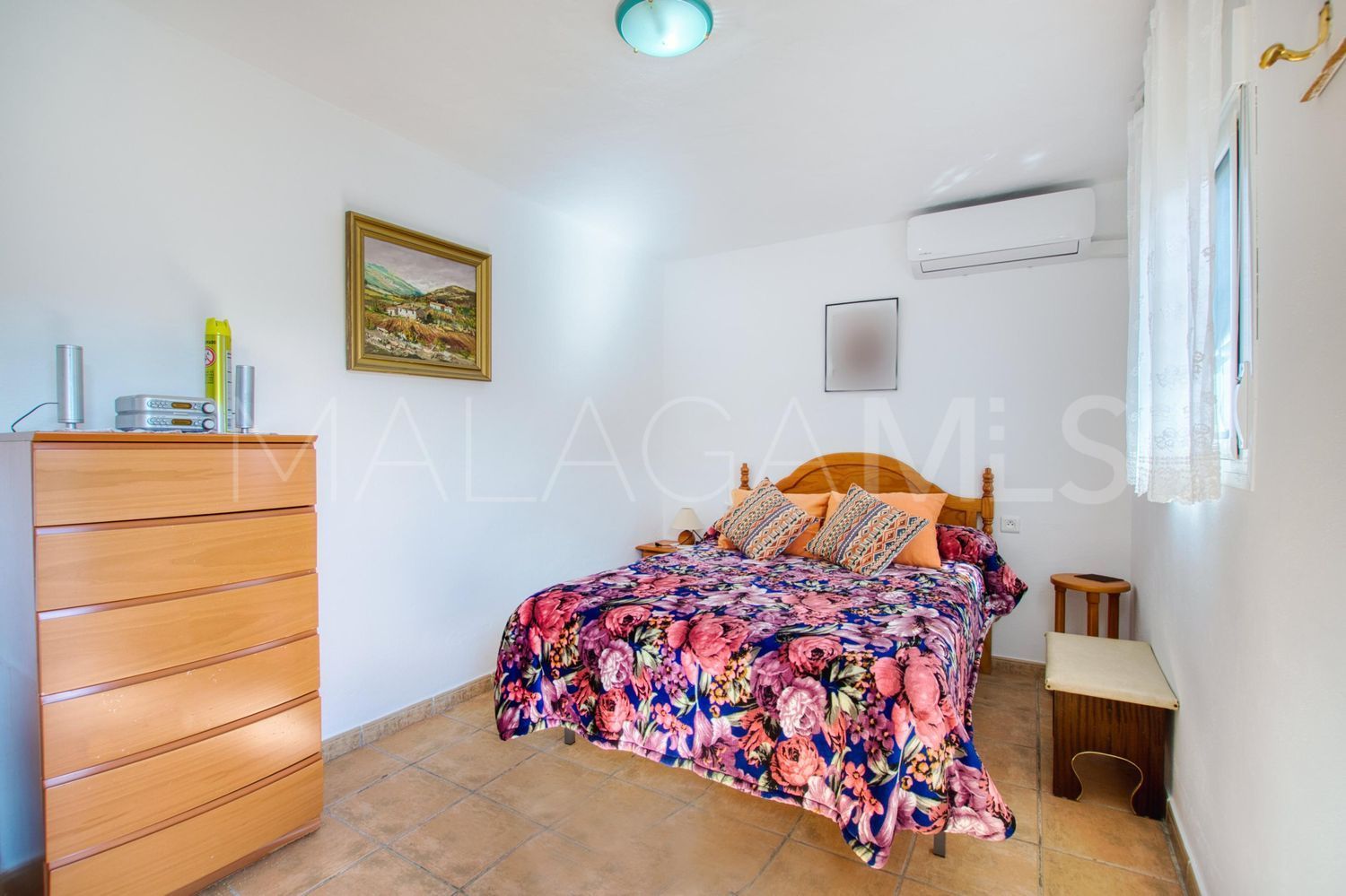 Alcaucin, casa de campo with 4 bedrooms for sale