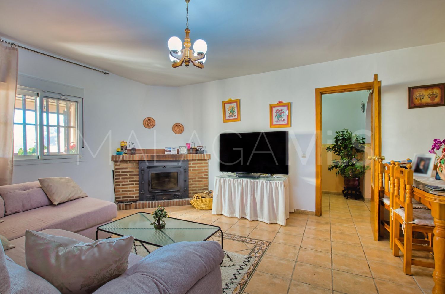 For sale country house in Alcaucin with 4 bedrooms