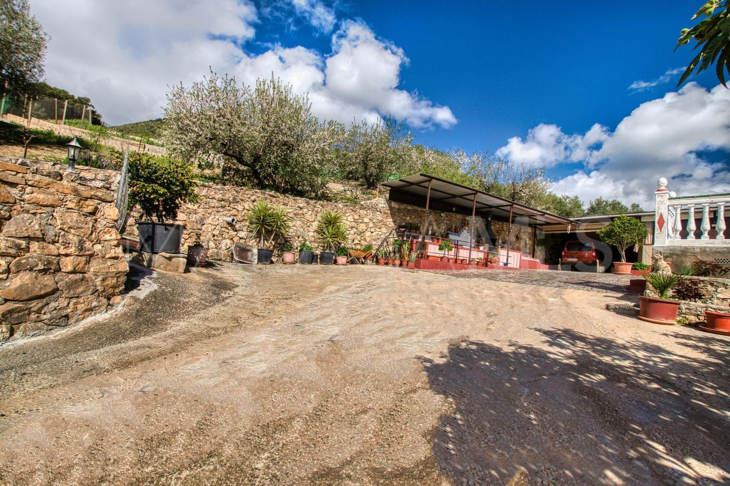 Alcaucin, casa de campo with 4 bedrooms for sale