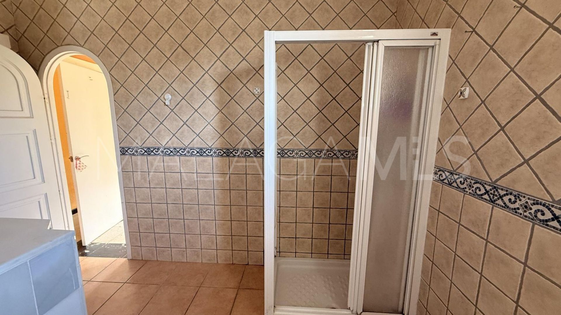 Hus i byn for sale in Los Manantiales
