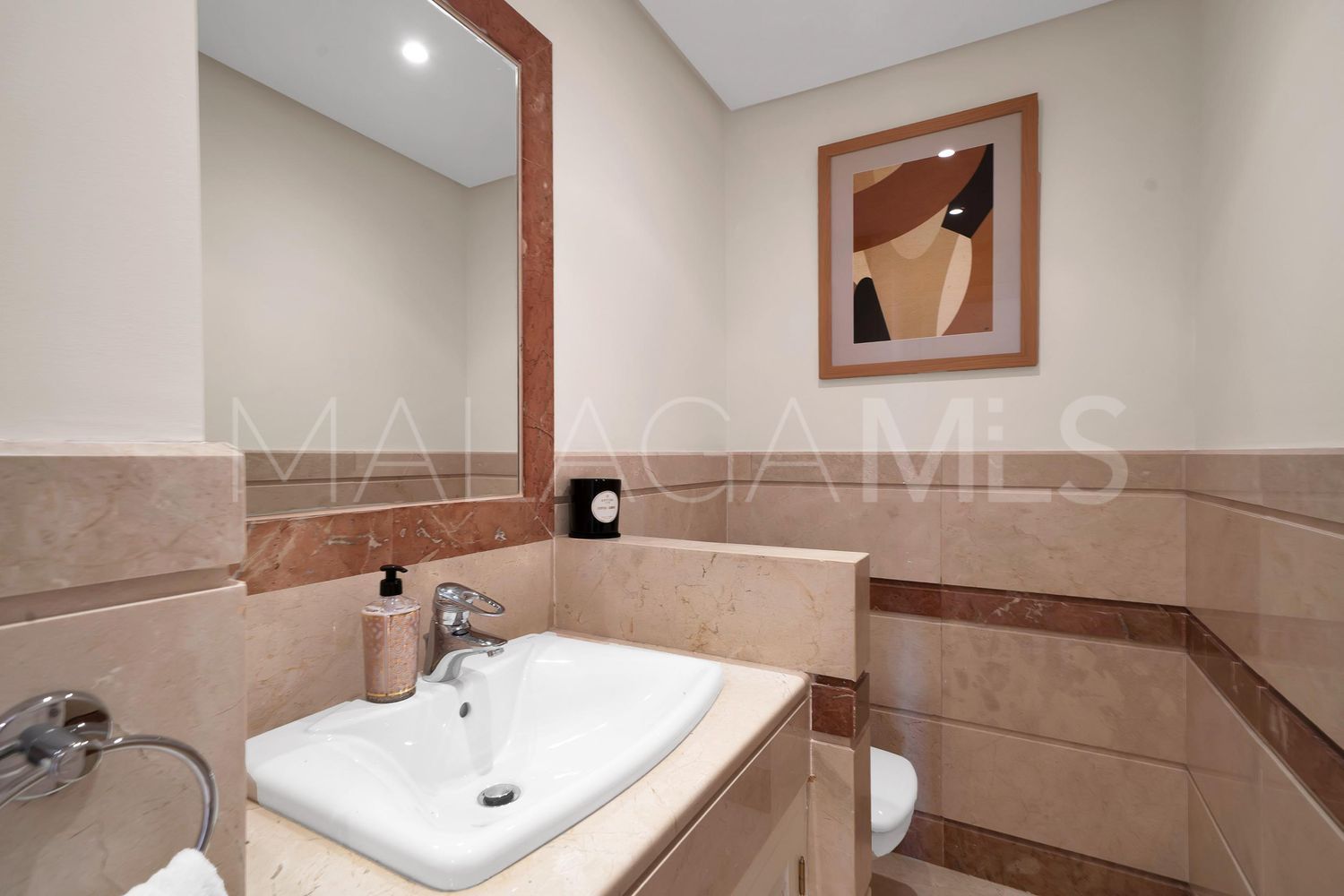 Flat for sale in Bahia de Marbella