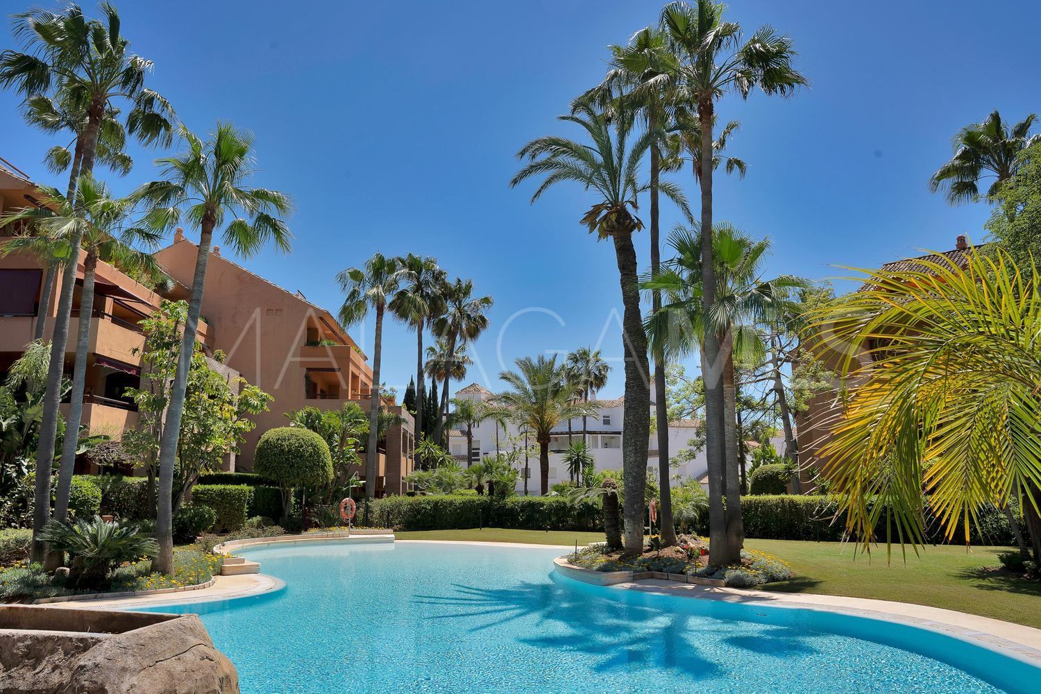 Flat for sale in Bahia de Marbella