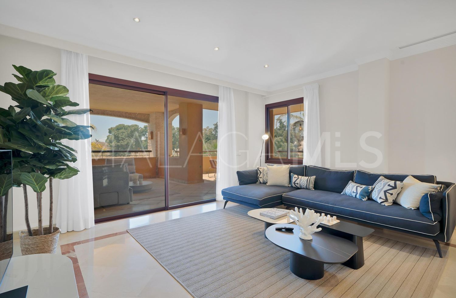 Flat for sale in Bahia de Marbella