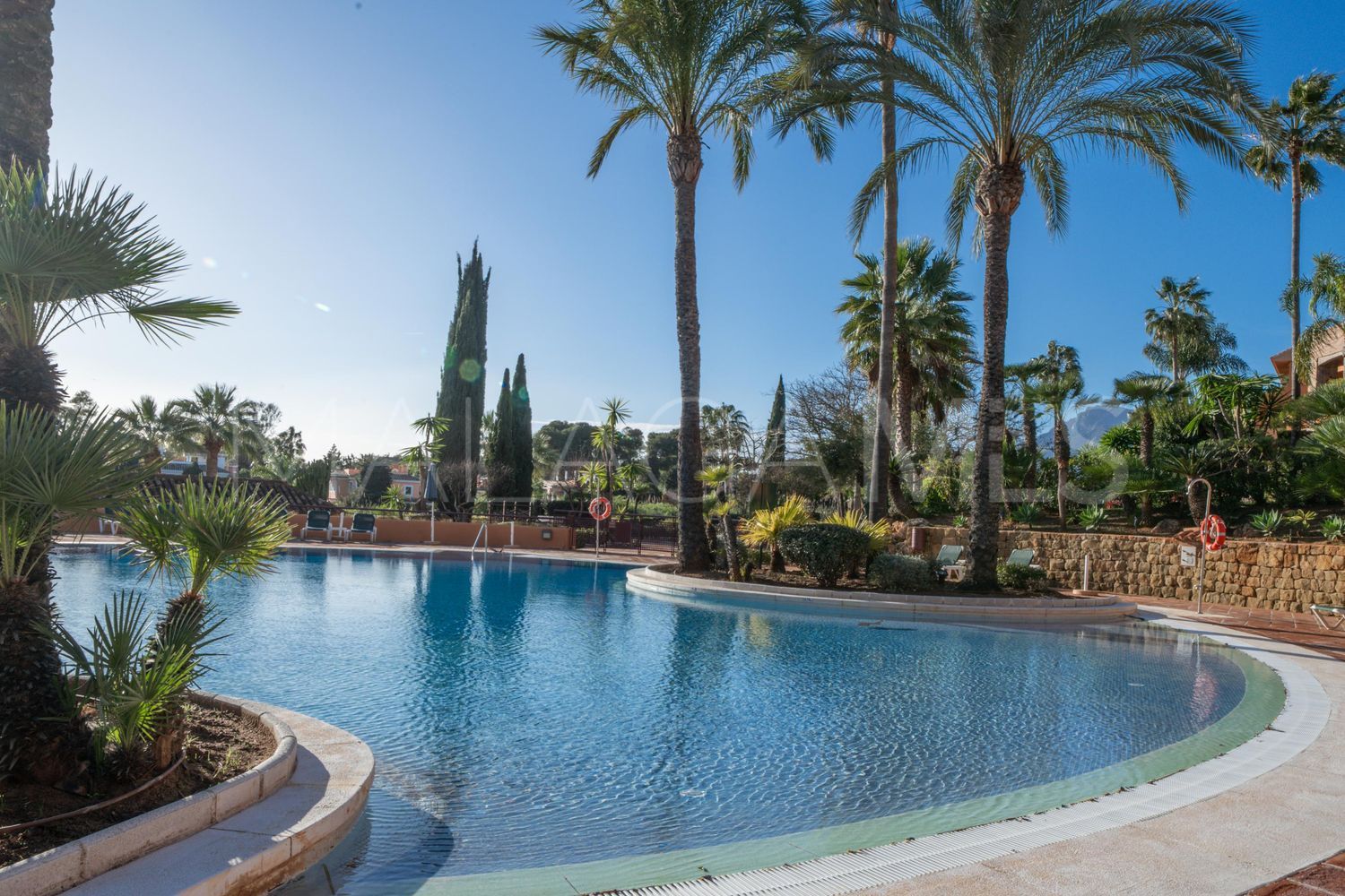 Flat for sale in Bahia de Marbella