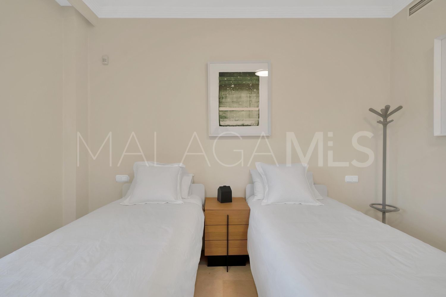 Piso with 3 bedrooms for sale in Bahia de Marbella