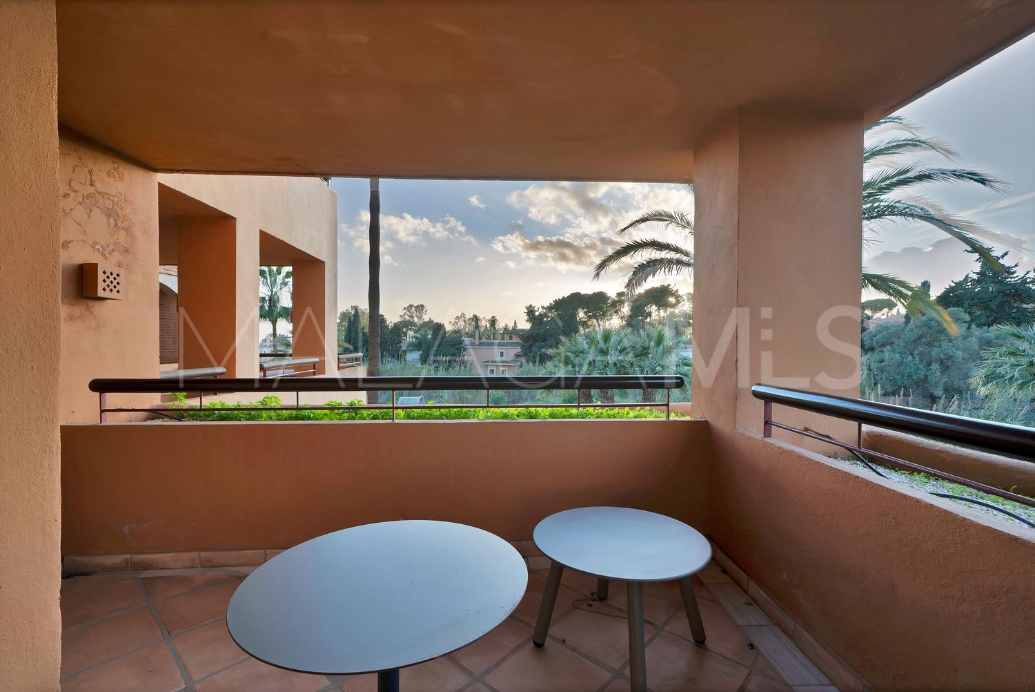 Piso with 3 bedrooms for sale in Bahia de Marbella