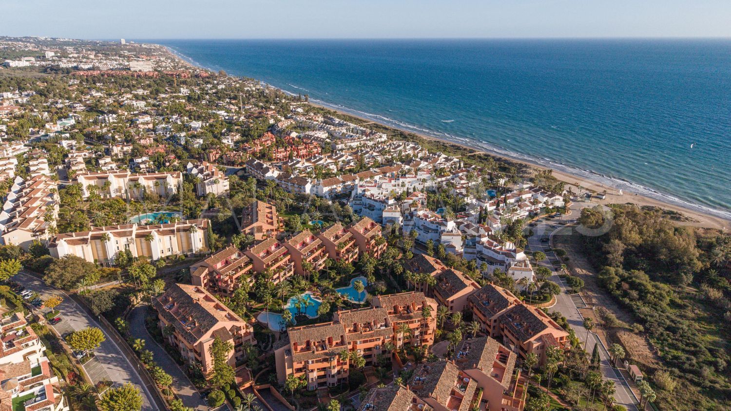 Piso with 3 bedrooms for sale in Bahia de Marbella