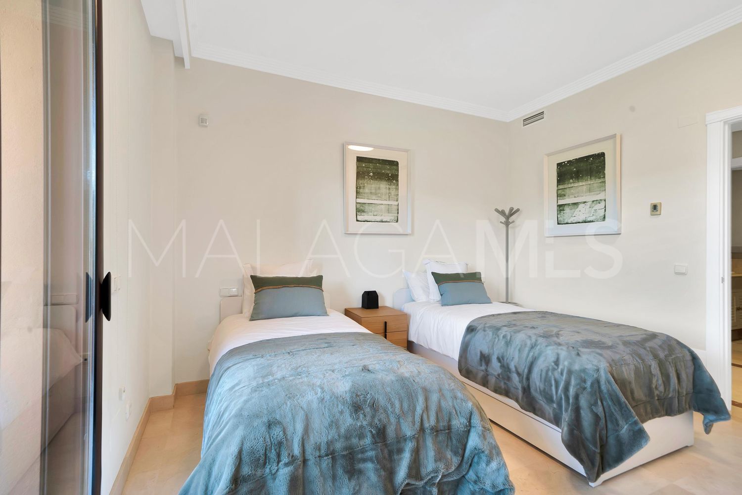 Flat for sale in Bahia de Marbella
