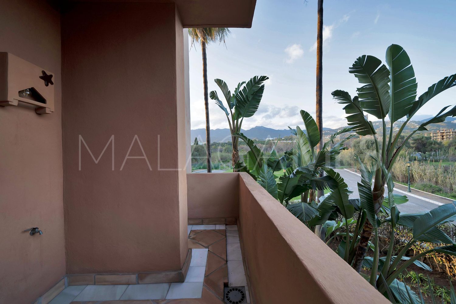 Piso with 3 bedrooms for sale in Bahia de Marbella