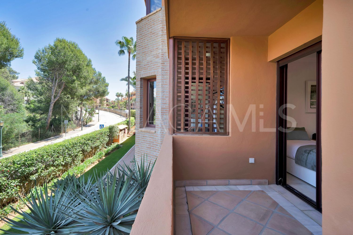 Flat for sale in Bahia de Marbella