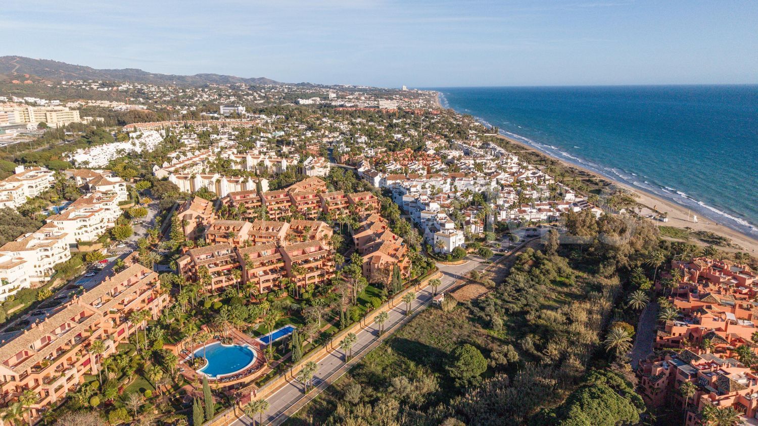 Piso with 3 bedrooms for sale in Bahia de Marbella