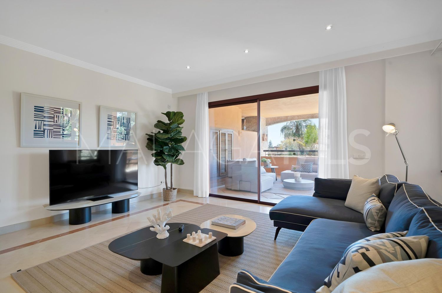 Flat for sale in Bahia de Marbella