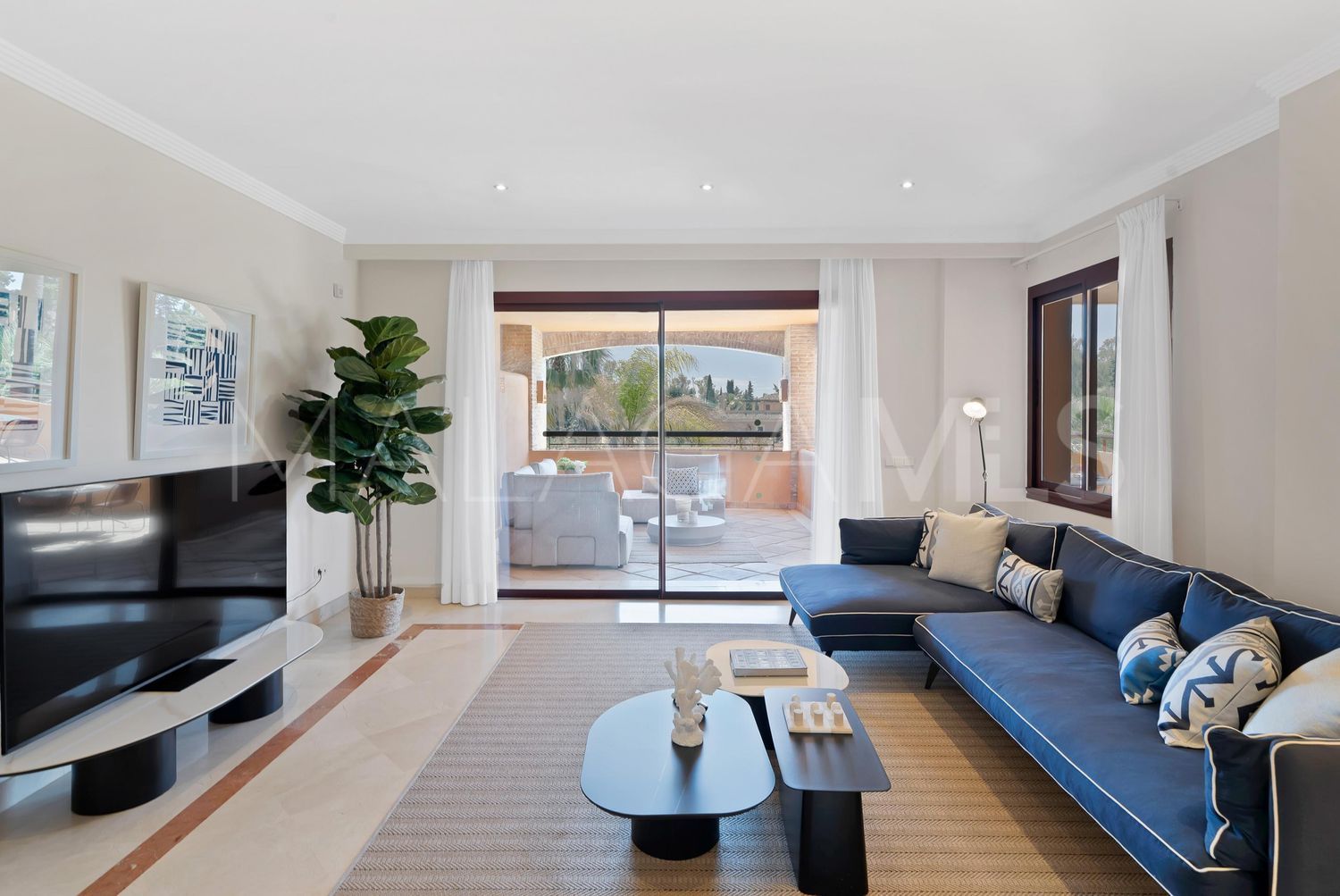 Flat for sale in Bahia de Marbella