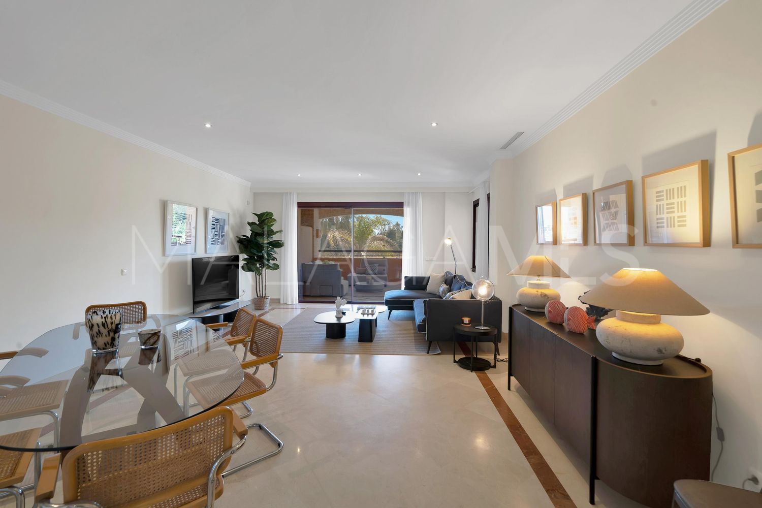 Flat for sale in Bahia de Marbella