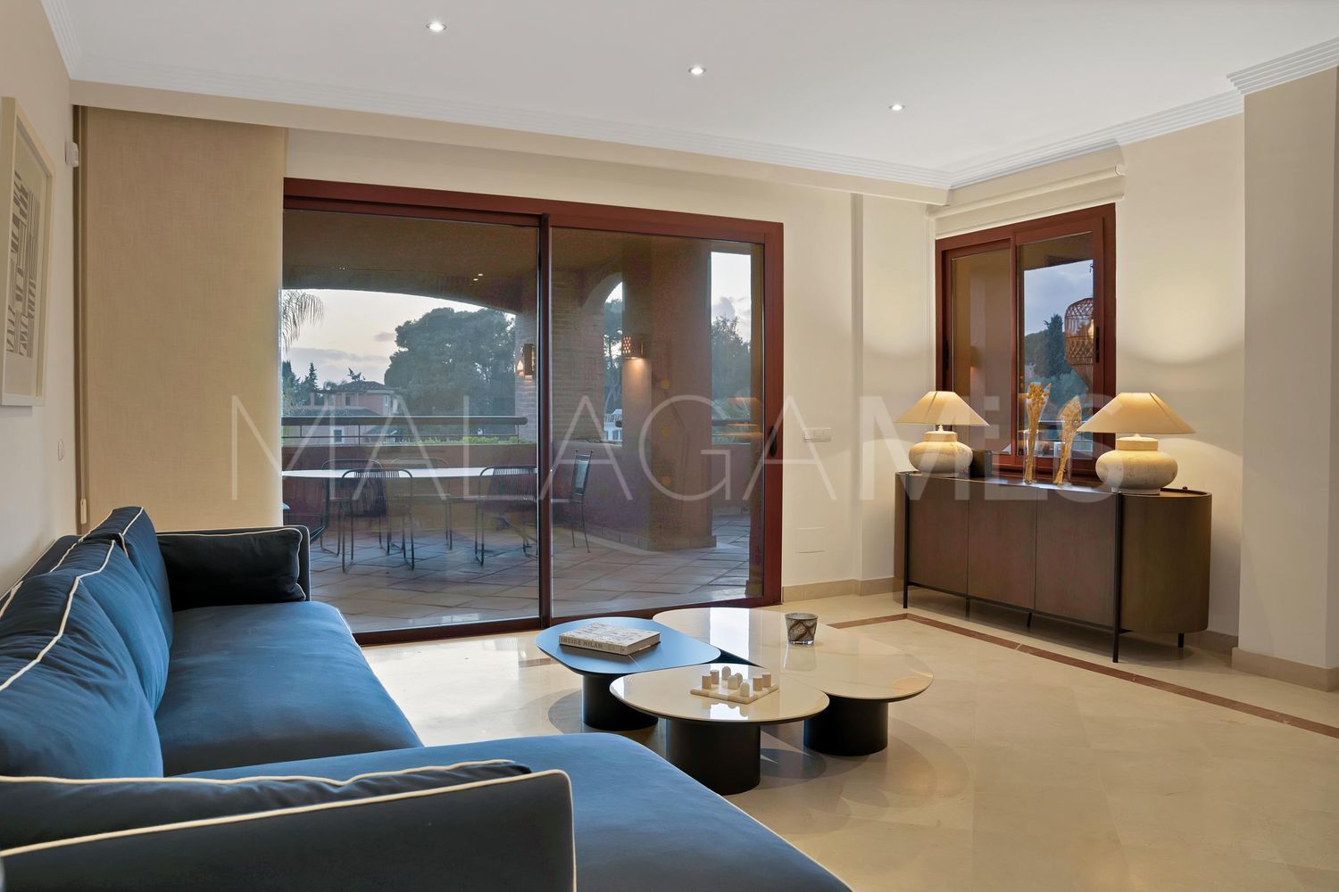 Piso with 3 bedrooms for sale in Bahia de Marbella