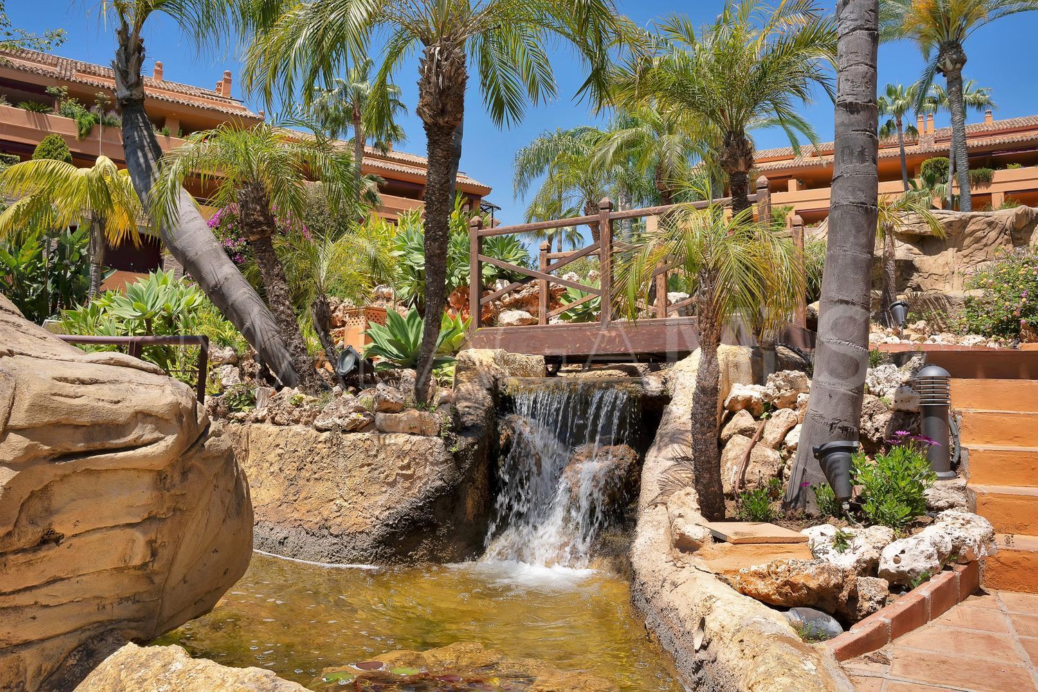 Flat for sale in Bahia de Marbella
