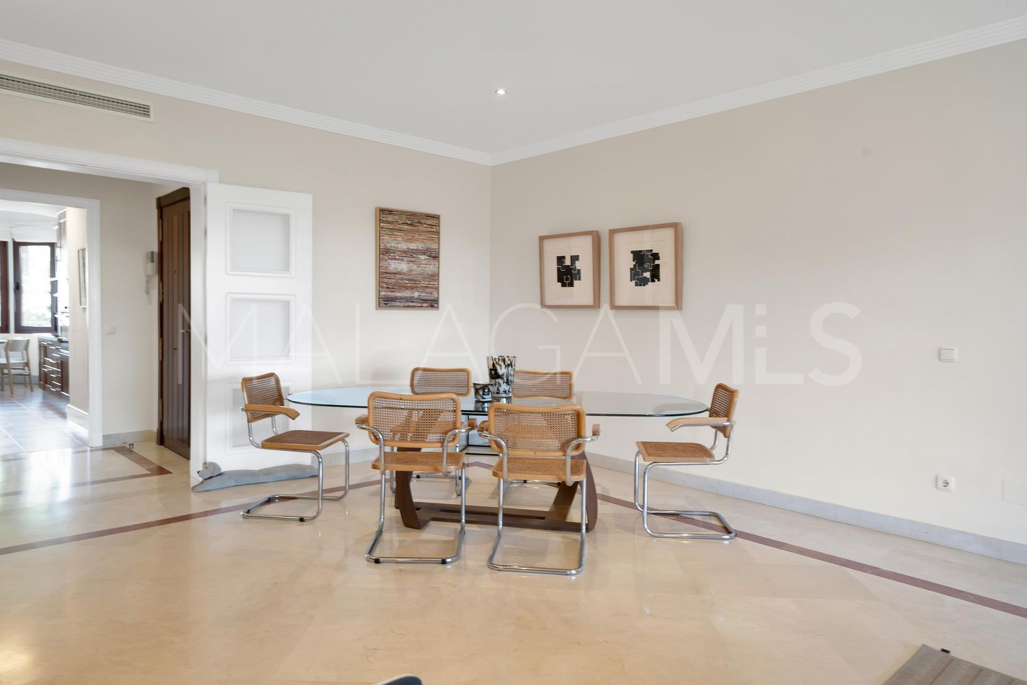Flat for sale in Bahia de Marbella