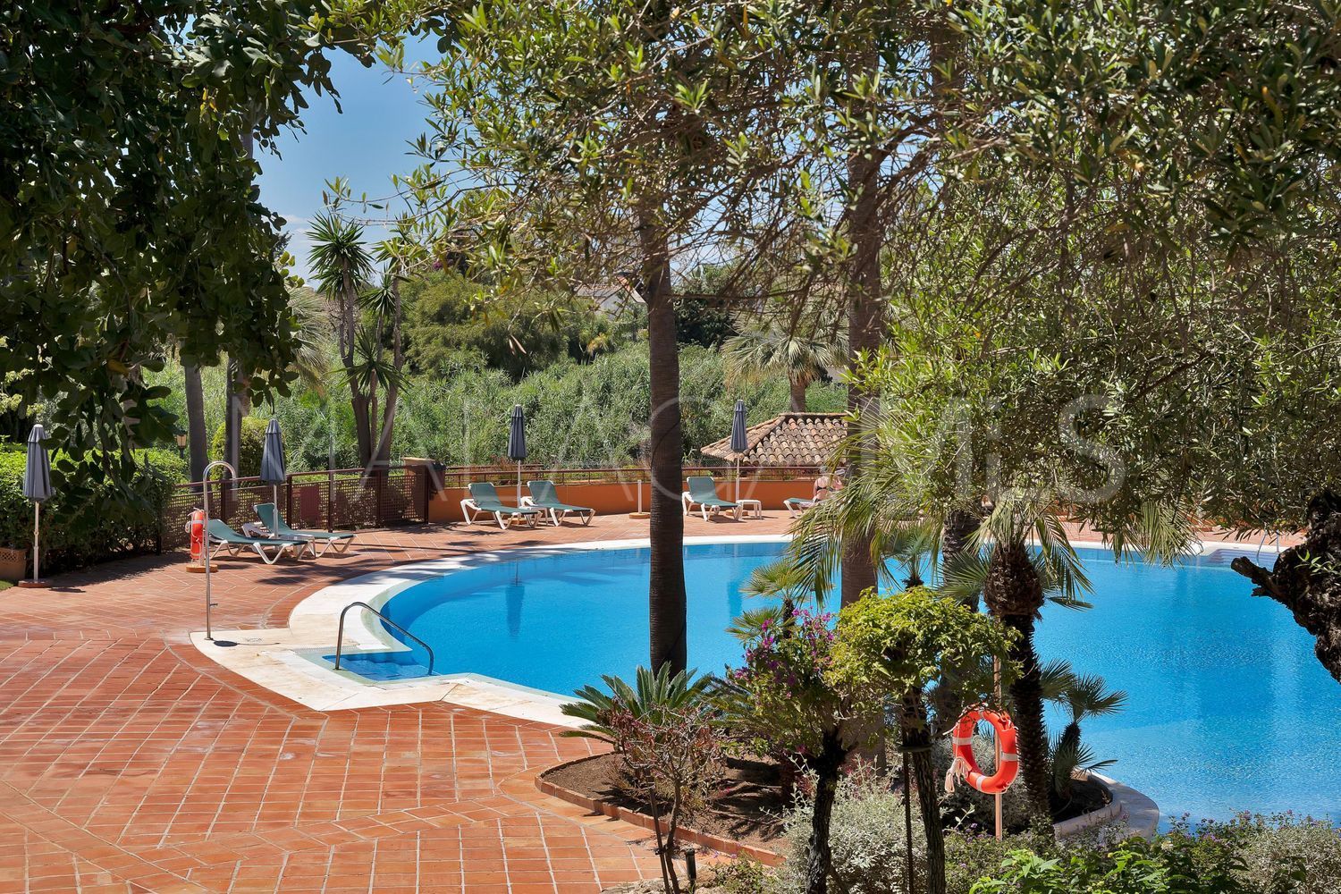 Flat for sale in Bahia de Marbella