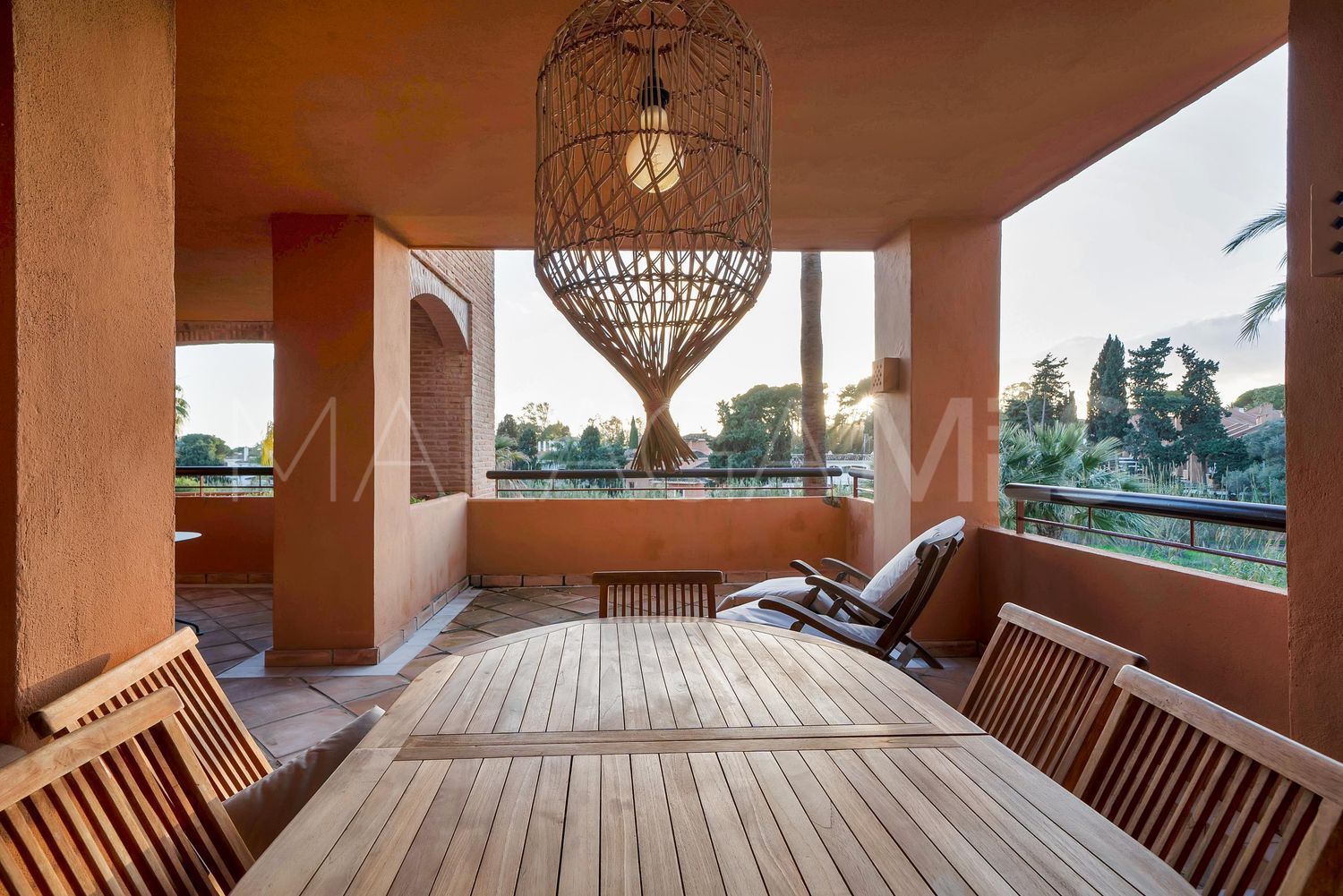 Piso with 3 bedrooms for sale in Bahia de Marbella