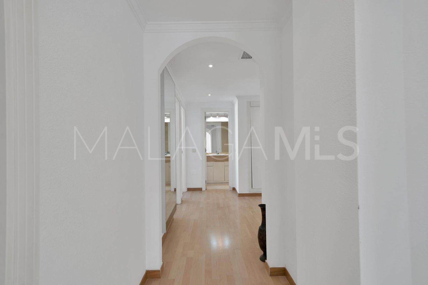 For sale La Carolina flat