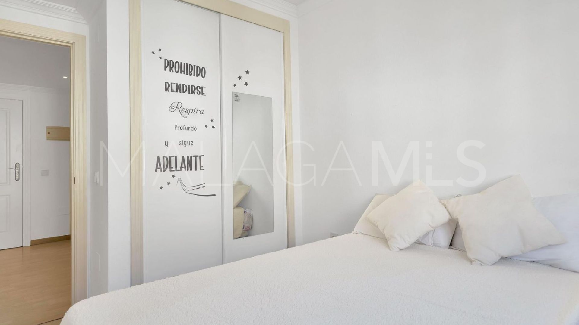For sale La Carolina flat