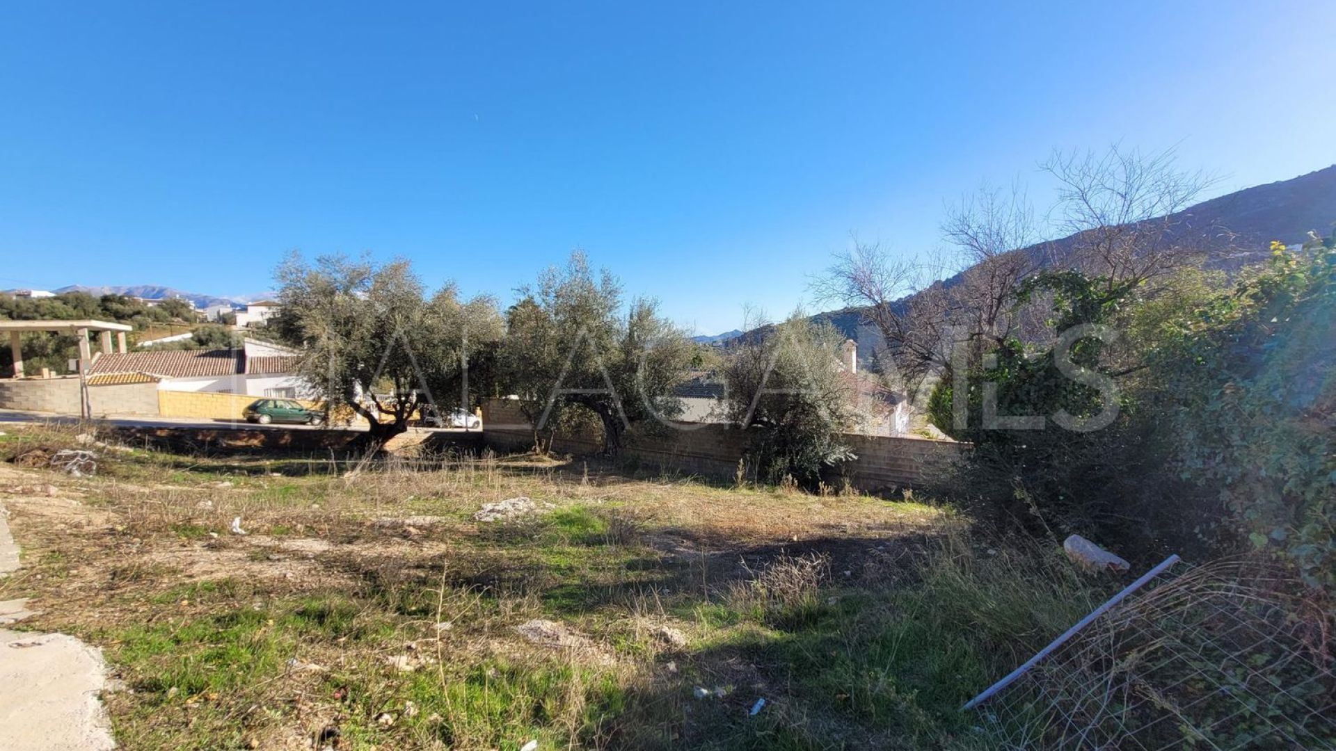 Plot for sale in Periana