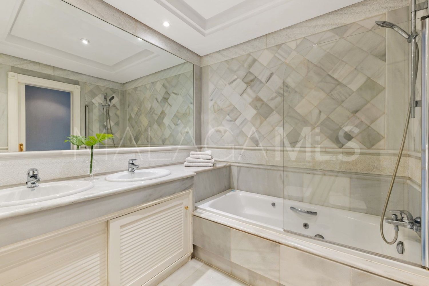 Piso for sale in La Carolina de 2 bedrooms
