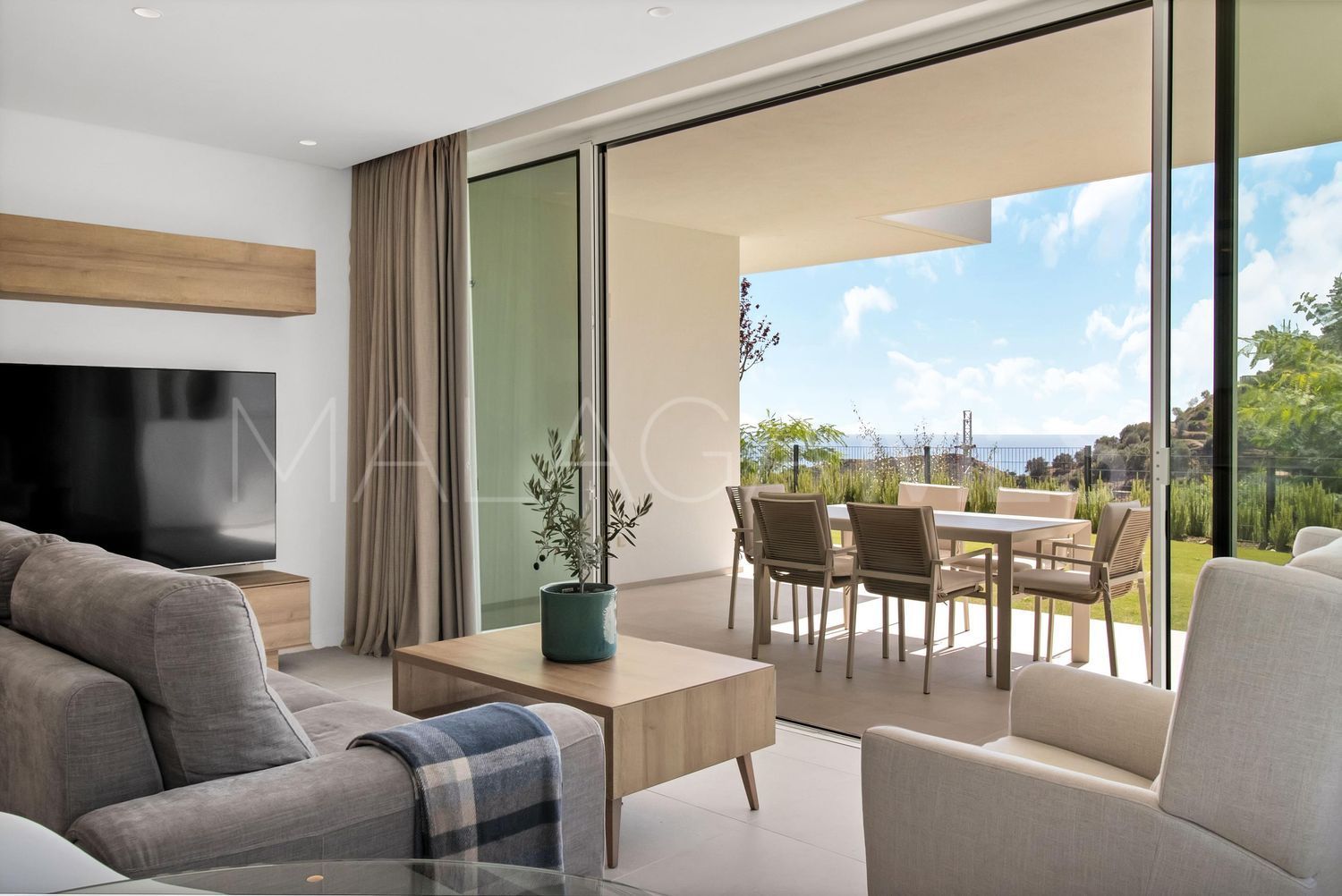 Flat for sale in Palo Alto
