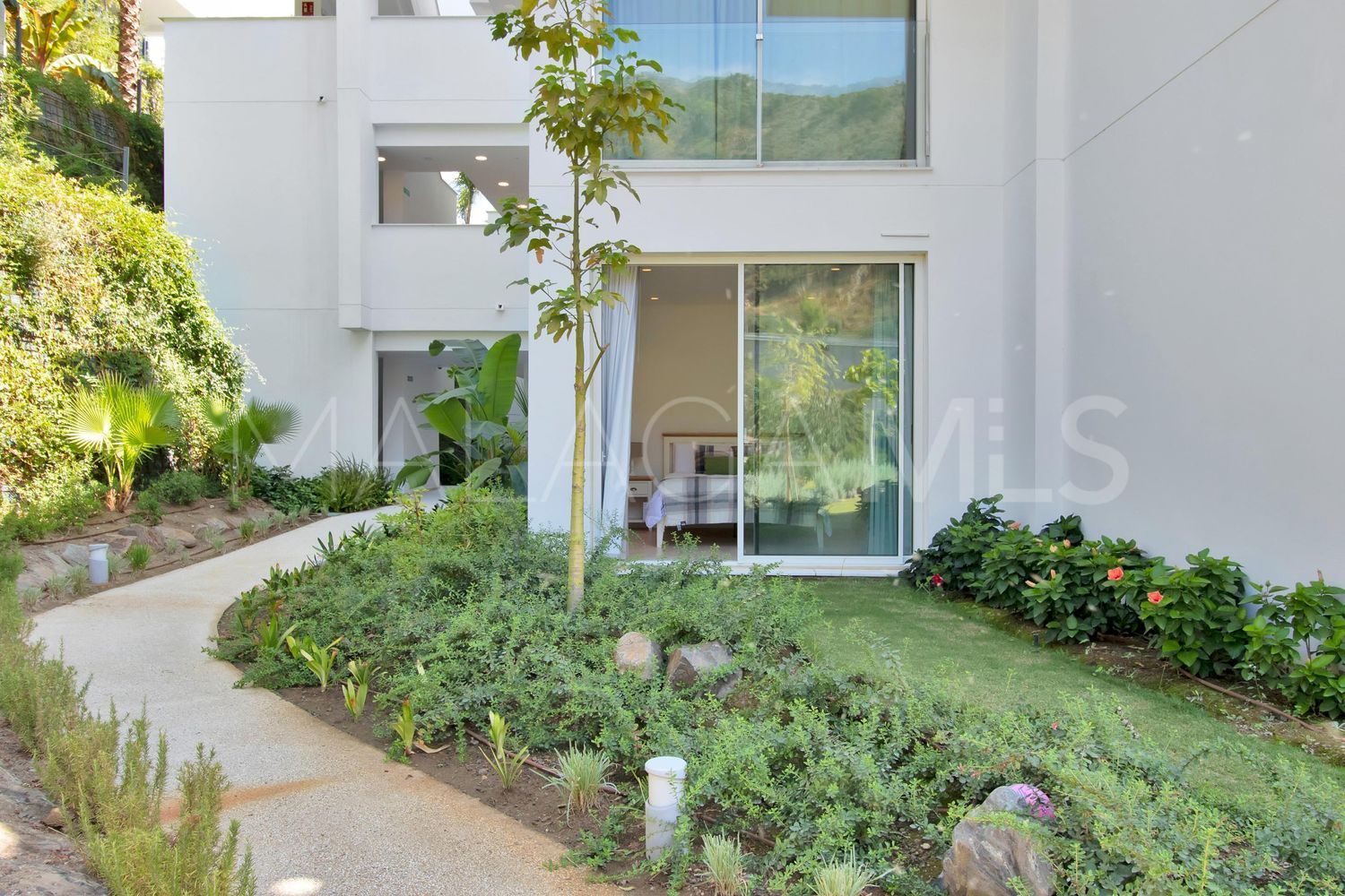 Flat for sale in Palo Alto