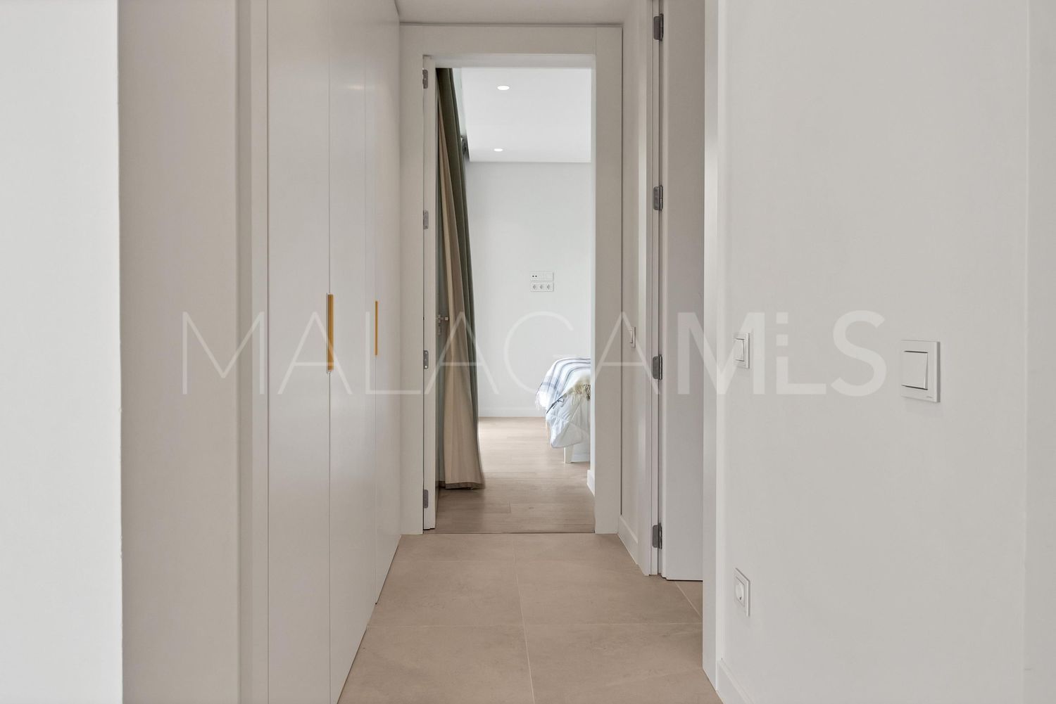 Flat for sale in Palo Alto