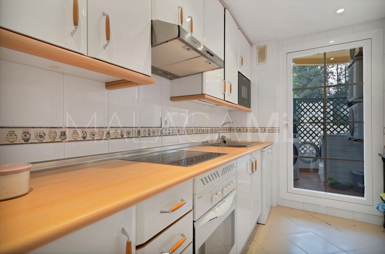 For sale Nueva Andalucia flat with 2 bedrooms